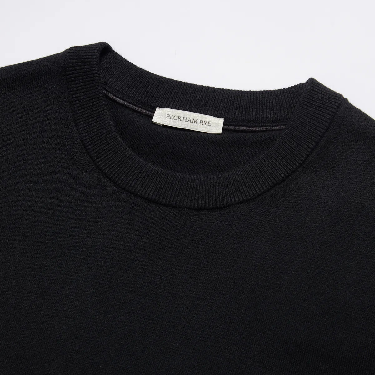 PECKHAM RYE GENEVESE KNITTED T-SHIRT IN BLACK
