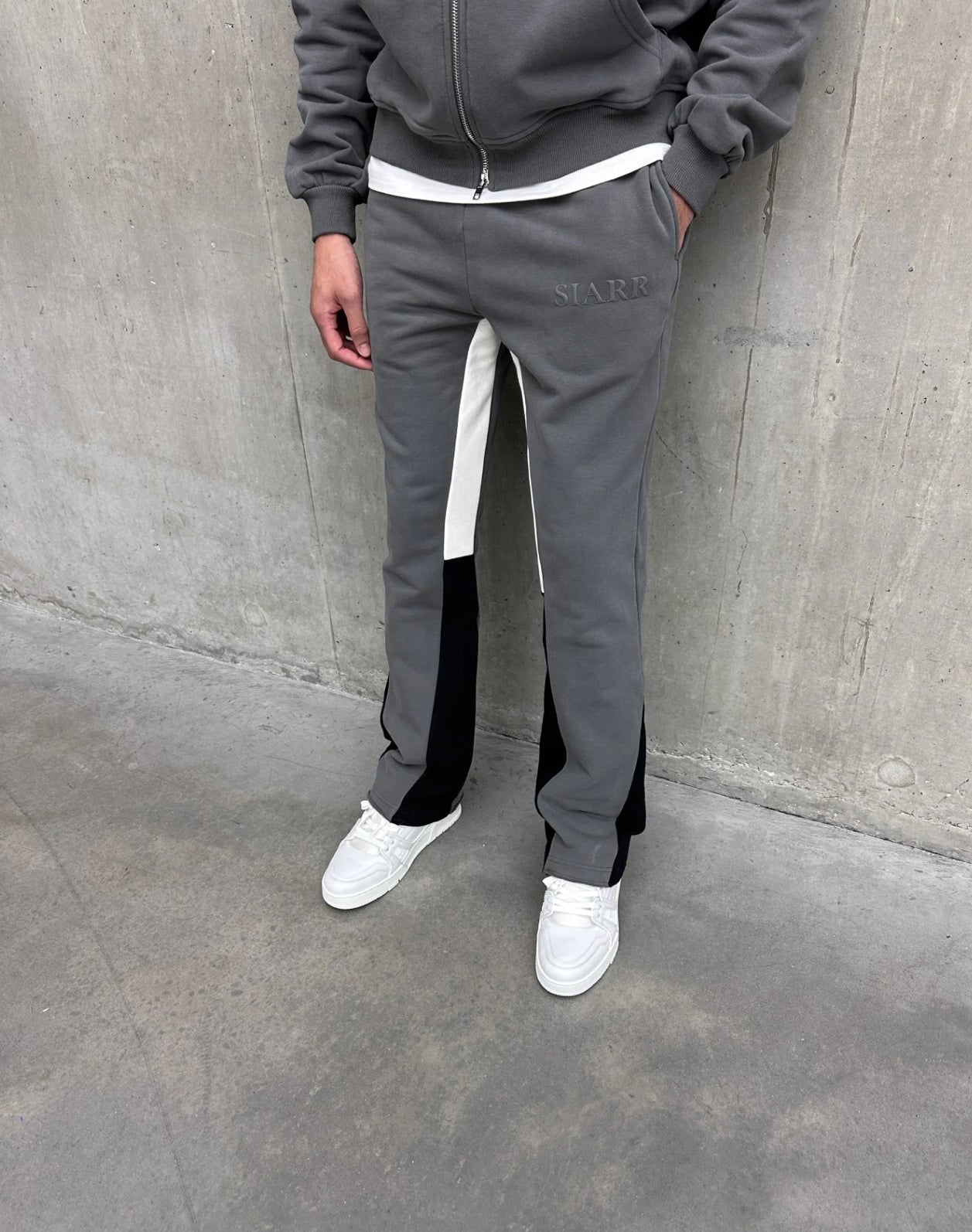 Siarr Flared Joggers ‘Dark Grey’