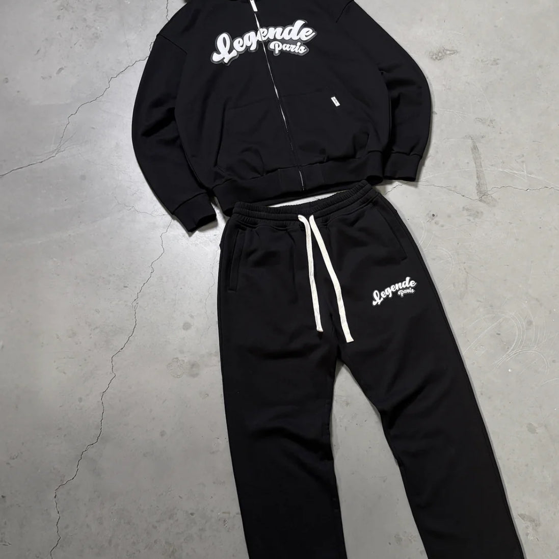 Legende Gum Logo Hoodie Black