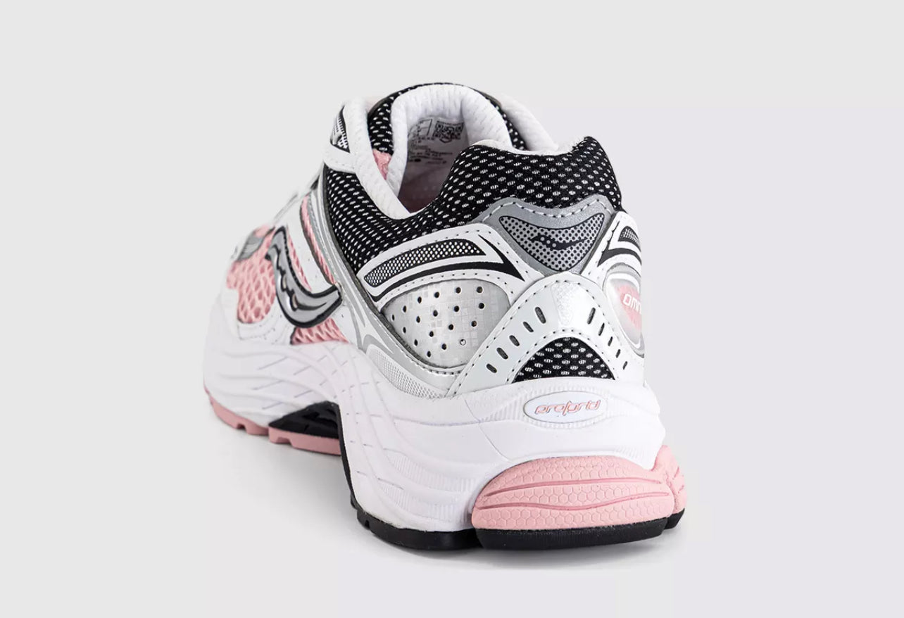 Saucony Progrid Omni 9 “White Touch”