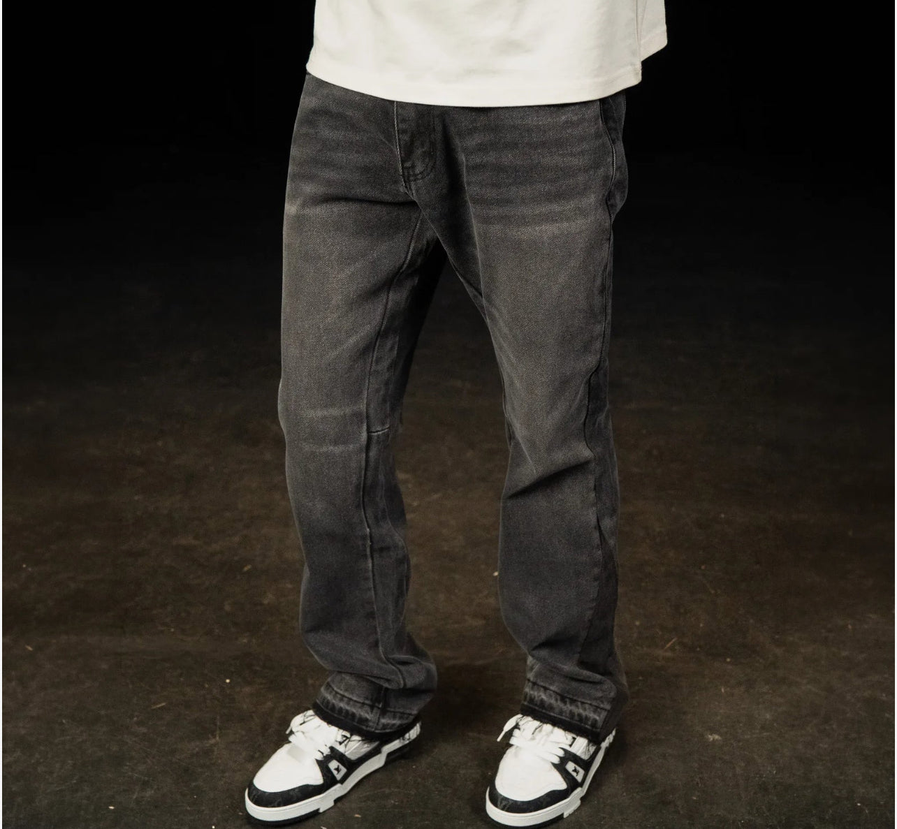 Siarr Flared Jeans Washed Black