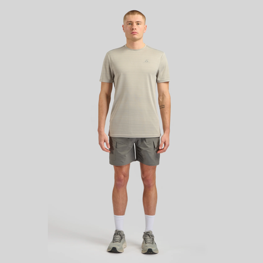Altryn Bannister Tech Tee Concrete