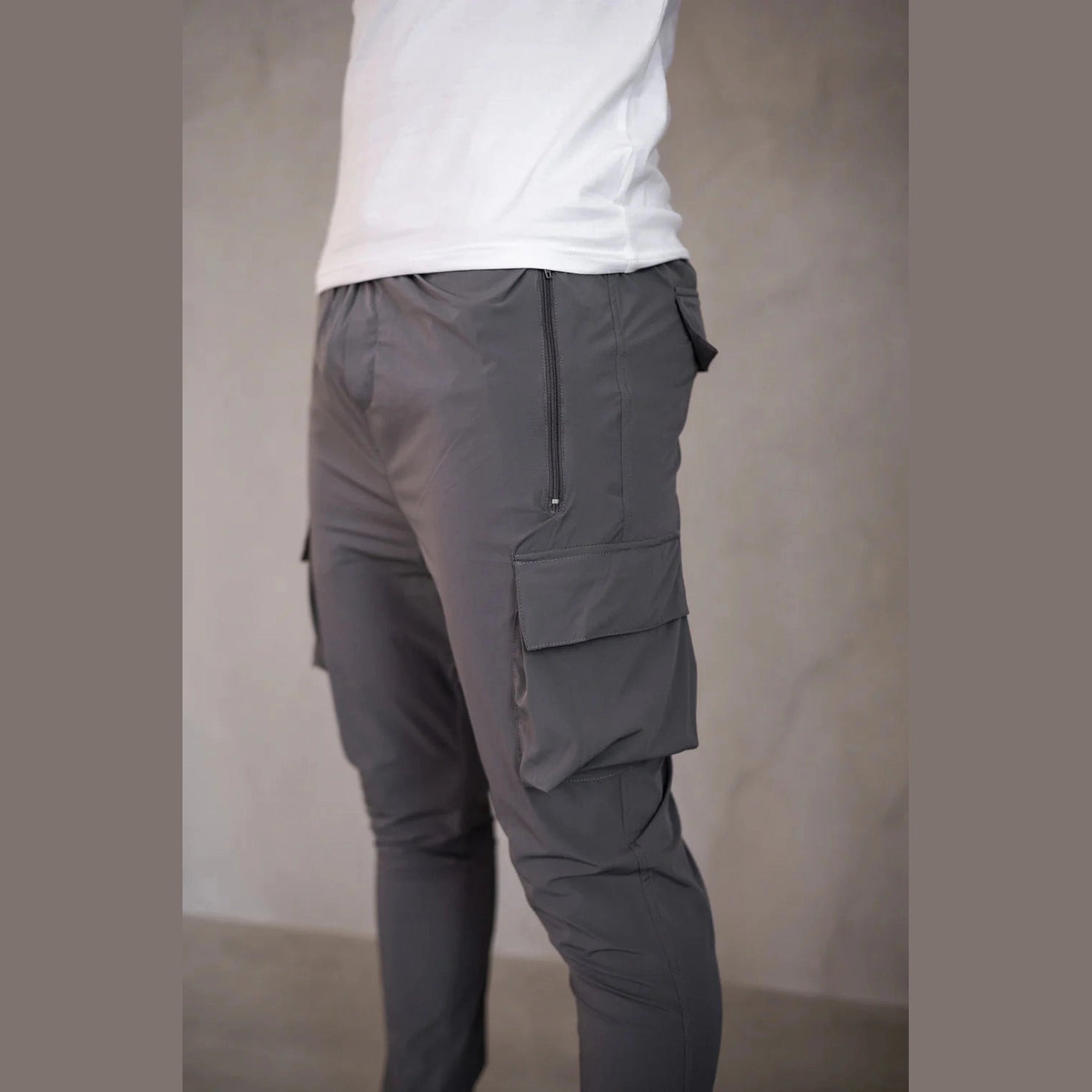 Capo Lightweight Cargo Pant Dark Grey, alternate view 2