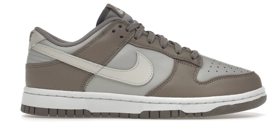 NIKE DUNK LOW BONE BEIGE