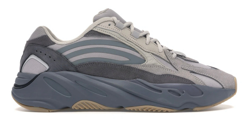 YEEZY BOOST 700 TEPHRA